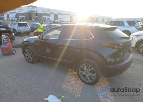 2024 Mazda Cx-30 2.5 S Preferred Package z USA, uszkodzony, nr VIN 3MVDMBCM8RM612617